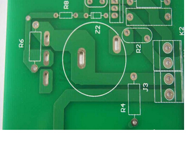 PCB鉆孔時墊板選擇技巧